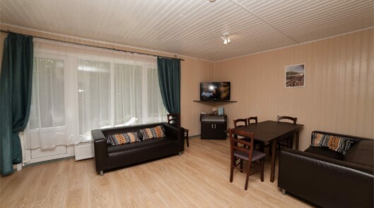 Коттедж 8-местный